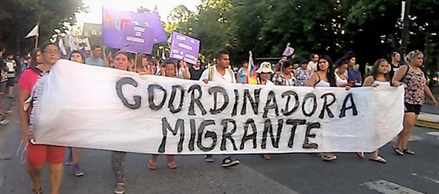 [La Plata] Coordinadora Migrante se moviliza a la legislatura provincial