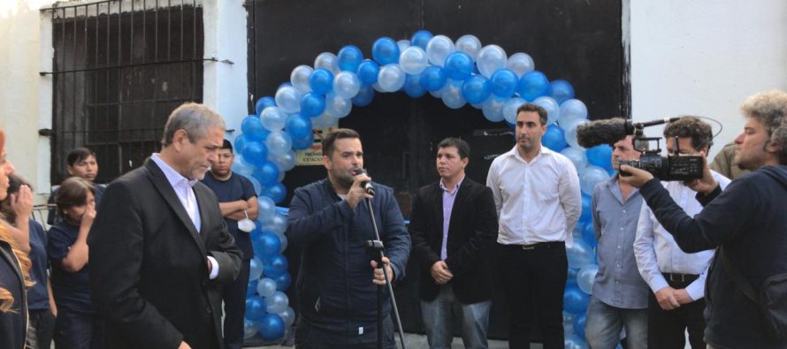 [Avellaneda] Barrios de Pie inauguró fábrica de zapatillas