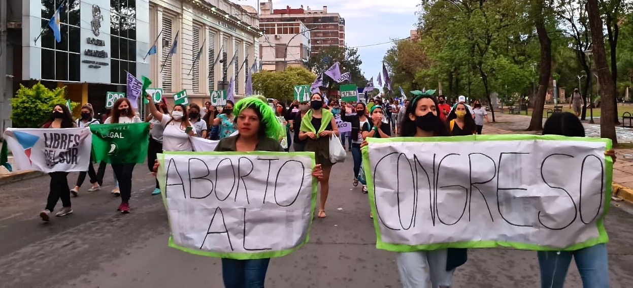 MuMaLa march por el pedido de Aborto Legal. Libres del Sur