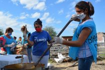 Ante la falta de alimentos, Barrios de Pie realizó 2000 ollas populares en todo el país.