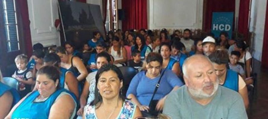 [Pergamino] Barrios de Pie volvió a reclamar la Emergencia Alimentaria en la sesión del Concejo Deliberante