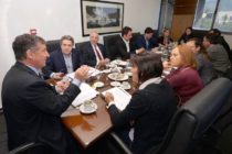 [Mendoza] Cousinet en reunión convocada por el rector de la UNCuyo