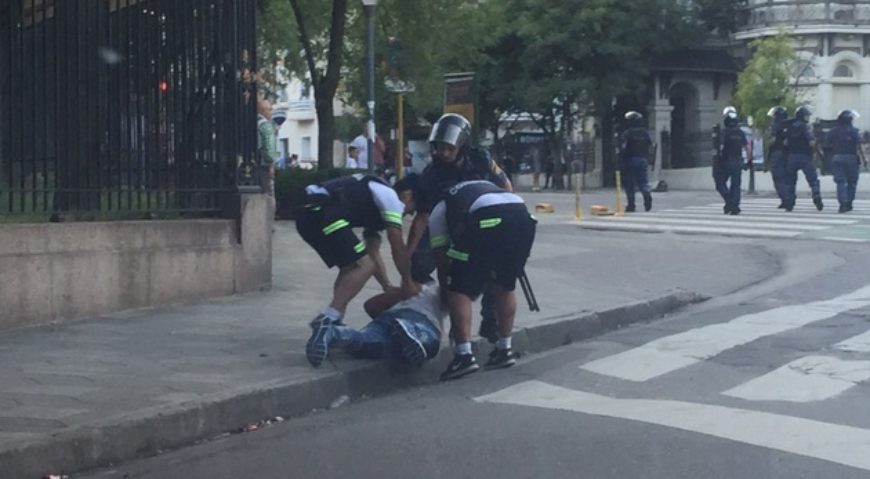 Incidentes en la previa del encendido del Arbolito en Córdoba.