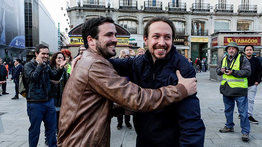 Alberto Garzón (Izquierda Unida) y Pablo Iglesias (Podemos)