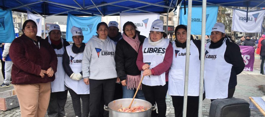 [Neuquén] Olla popular por caída de programa social de Nación