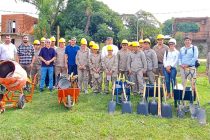 [Chaco] “Nuestro compromiso es generar fuentes de trabajo”. Barrios de Pie construirá un polideportivo.